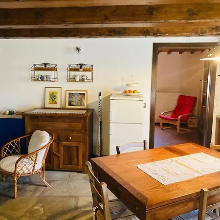 Castello Di Urbech Apartman *